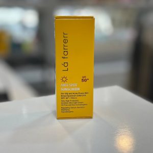 ضدآفتاب بی رنگ پوست چربspf50لافارر